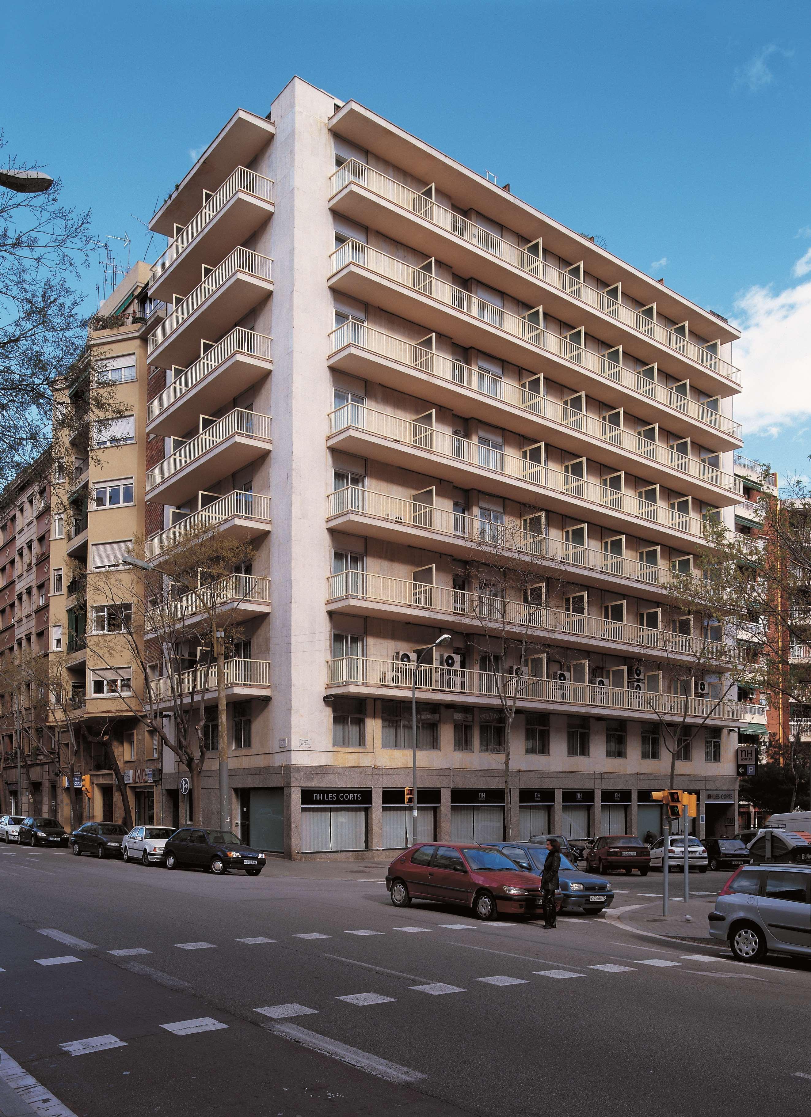 Nh Barcelona Les Corts Hotel Exterior photo